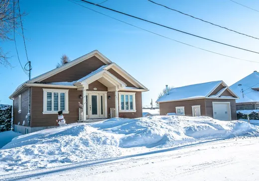 Bungalow à vendre - 160 Rue Rouleau, Ste-Claire, G0R2V0