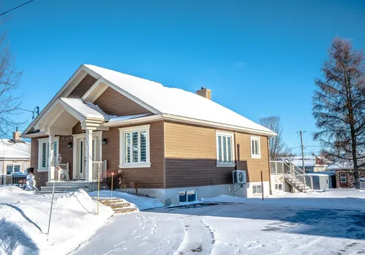 House for sale - 160 Rue Rouleau, Ste-Claire, G0R 2V0