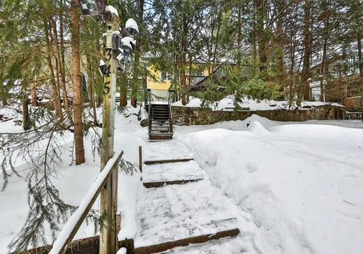 Maison à vendre - 345 Rue Juteau, Saint-Calixte, J0K 1Z0