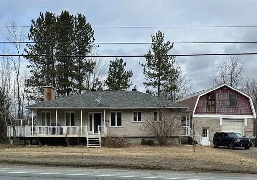 Bungalow for sale - 1515 Route 116 E., Danville, J0A1A0