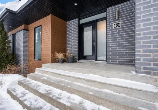 Maison à vendre - 401 Rue des Eaux-Vives, Saint-Jérôme, J7Y 4P1