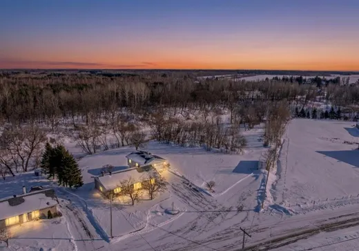 Maison à vendre - 910 Rue Tessier E., Saint-Casimir, G0A 3L0