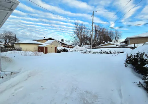 Maison à vendre - 159 Av. Notre-Dame, Matane, G4W 2R7