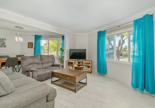 Maison à vendre - 2289 Rue des Alvéoles, Laval (Vimont), H7K 2B4