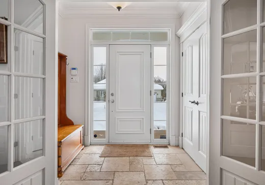 Maison à vendre - 100 Rue St-Pierre E., Saint-Sauveur, J0R 1R4