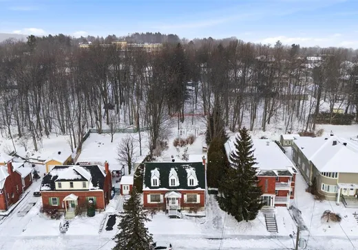 Maison à étages à vendre - 1581 Rue Durham, Sherbrooke, J1J1L8