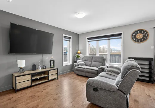 Maison à vendre - 18 Rue de l'Héritage, Rigaud, J0P 1P0