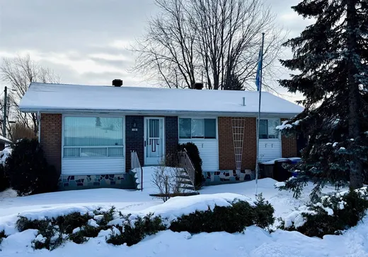 Bungalow à vendre - 70 Rue Codebecq, Salaberry-de-Valleyfield, J6T3E4