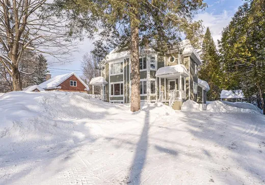 Maison à étages à vendre - 66 Av. Turcot, Saint-Sauveur, J0R1R5