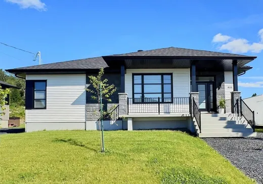 Bungalow for sale - 1920 155e Rue, Montreal (Downtown), G5Y5X8