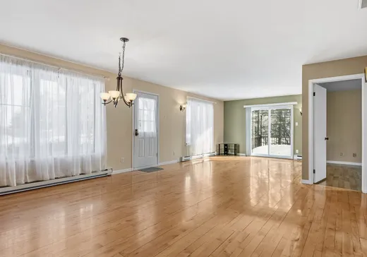 Maison à vendre - 1061 Rg de la Rivière-Bayonne N., Berthierville, J0K 1A0