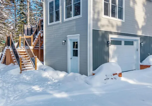 Maison à vendre - 79 Ch. de la Baie, Mont-Blanc, J0T 2G0