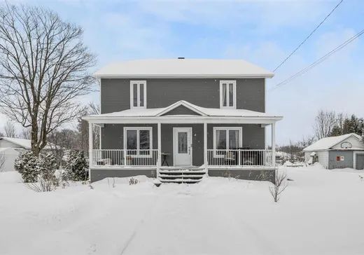 Maison à étages à vendre - 4 Av. Commerciale, St-Charles-De-Bellechasse, G0R2T0