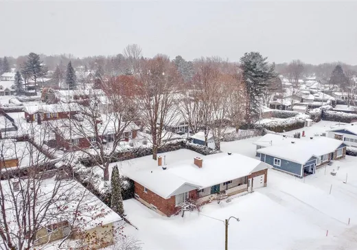 Maison à vendre - 216 Rue Perreault, Victoriaville, G6P 5E9