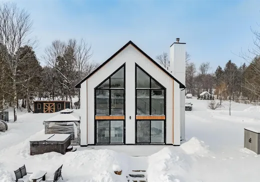 Maison à vendre - 76 Ch. Couturier, Weedon, J0B 3J0