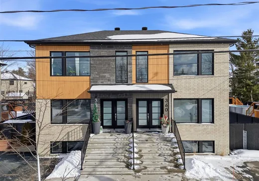 Two or more stories for sale - 360 Rue du Sémillon, Drummondville, J2B1L1