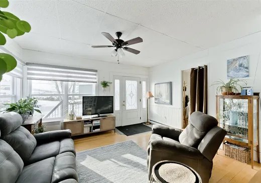 House for sale - 81 Rue de la Chapelle, Asbestos, J0A 1K0