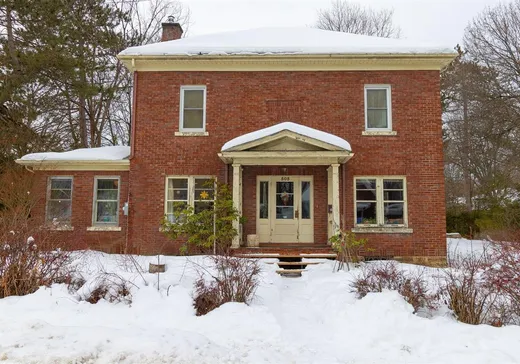 Maison à étages à vendre - 505 Rue de l'Ontario, Sherbrooke, J1J3R4
