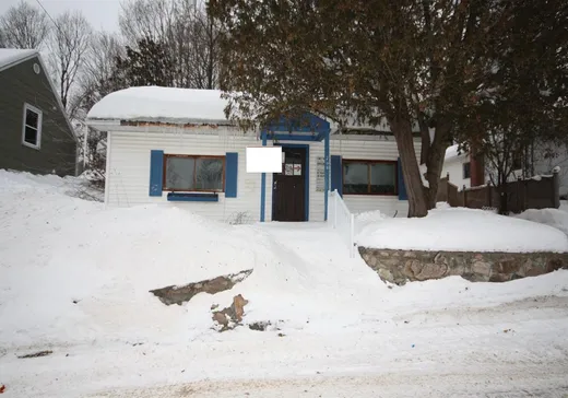 Bungalow à vendre - 296 Rue Park, Lachute, J8H3A3