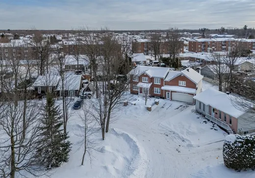 Maison à vendre - 375 Rue Benoit, Drummondville, J2A 2G9