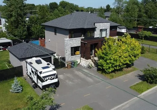 Maison à étages à vendre - 490 Rue du Sémillon, Drummondville, J2B0W8