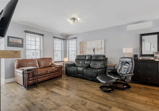 Maison à vendre - 215 Rue des Cormorans, Sherbrooke, J1R 0S4