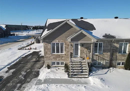 Bungalow for sale - 2545 Rue de la Métairie, Drummondville, J2B0H5