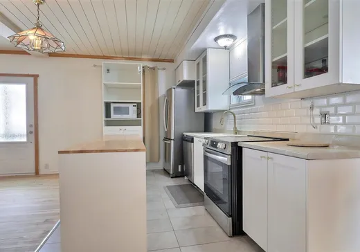 Maison à vendre - 19 Rue Notre-Dame E., Lac-Mégantic, J0B 1Y0