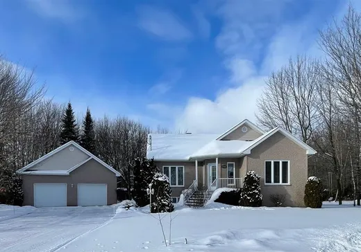 Bungalow à vendre - 1745 Rue Tristan, St-Joachim-De-Courval, J1Z2J8