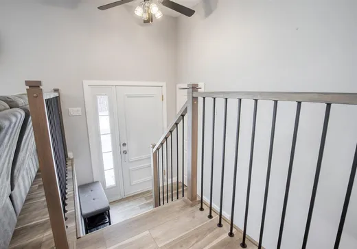 Maison à vendre - 212 Rue des Cerfs, Farnham, J2N 3C6