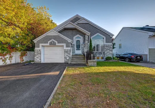 Maison à vendre - 346 Av. Marc-Aurèle-Fortin, Laval (Chomedey), H7L 5G2
