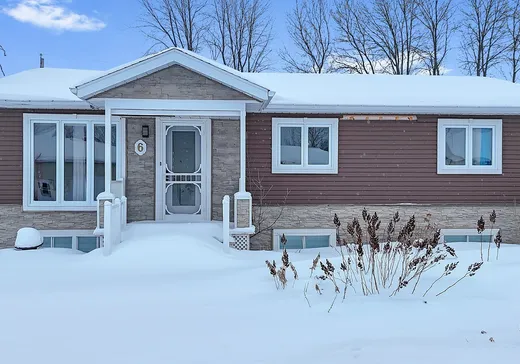 Maison à vendre - 6 Rue Roger, Matane, G0J 3K0