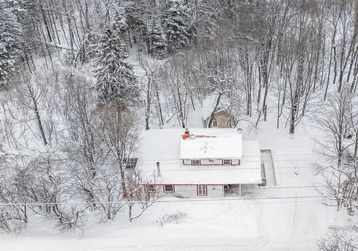 Maison à vendre - 775 Ch. Tamaracouta, Saint-Sauveur, J0R 1A0