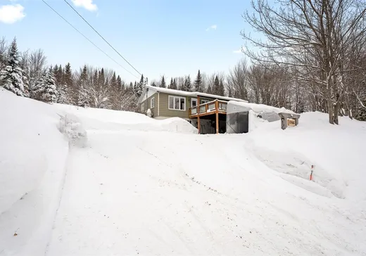 Bungalow à vendre - 1735 Ch. du 1er-Rang, Ste-Lucie, J0T2J0