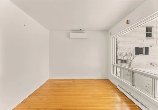 House for sale - 40 1re Avenue, Windsor, J1S 2A3