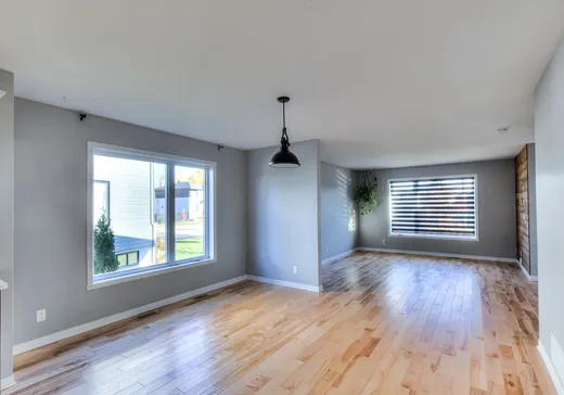 House for sale - 988 Rue des Monarques, Vaudreuil-Dorion, J7T 0K7