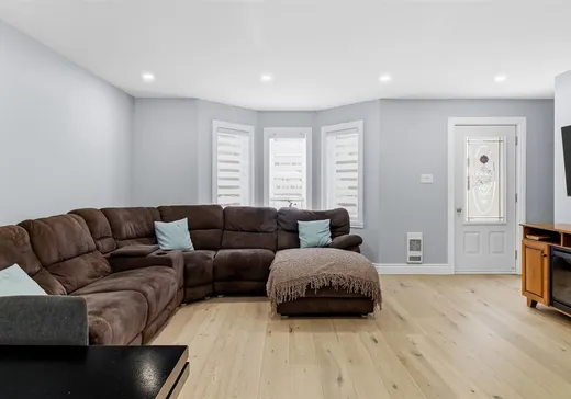 Maison à vendre - 408 Boul. J.-André-Deragon, Cowansville, J2K 3T9