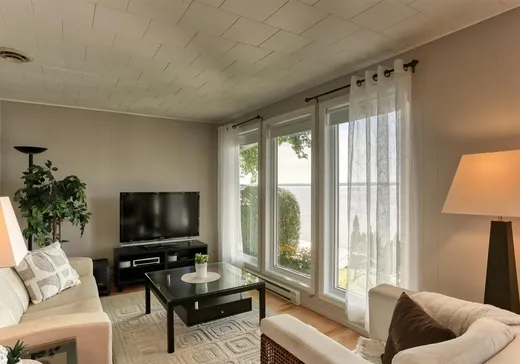 Maison à vendre - 3330 Rue Notre-Dame E., Trois-Rivières, G8V 1Y9