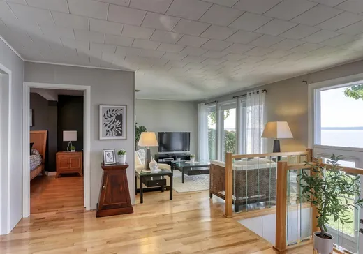 Maison à vendre - 3330 Rue Notre-Dame E., Trois-Rivières, G8V 1Y9