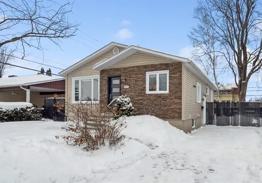 Bungalow à vendre - 230 Rue Leblanc, Salaberry-de-Valleyfield, J6T5N3