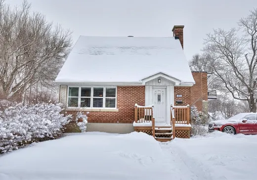 Maison à étages à vendre - 2715 Rue Curatteau, Montréal (Anjou), H1L6H7