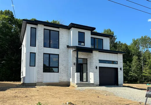 Two or more stories for sale - 3245 Rue Léon-Landry, Ste-Julienne, J0K2T0