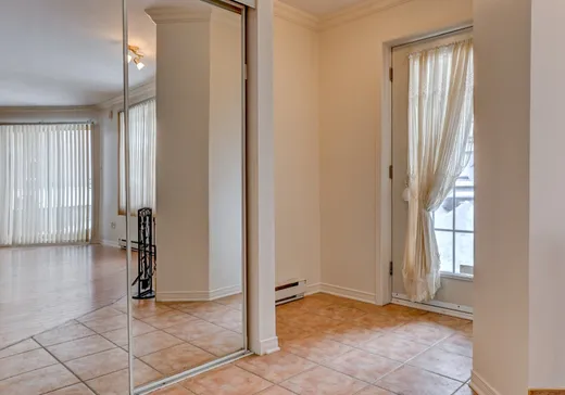 Condo à vendre - 2345 Rue du Dr-Noël-Varin, Saint-Eustache, J7R 7G7