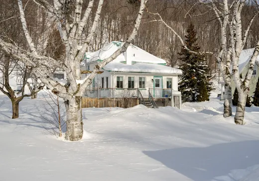 Maison à vendre - 9250 Av. Royale, Sainte-Anne-de-Beaupré, G0A 3C0