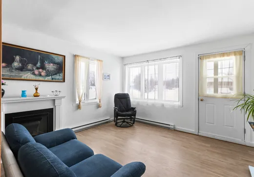 Maison à vendre - 724 Ch. de la Baie, Rigaud, J0P 1P0