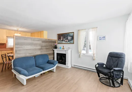 Maison à vendre - 724 Ch. de la Baie, Rigaud, J0P 1P0