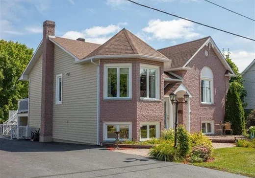 Maison à vendre - 175 Rue Biron, Weedon, J0B 3J0