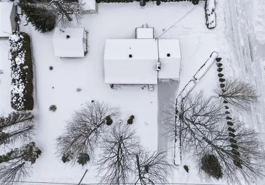 Maison à vendre - 26 Rue Montmigny, St-Nicephore, J2A 3R4