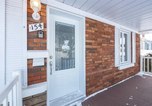 House for sale - 154 Rue Chabanel, Massueville, J3P 4T7