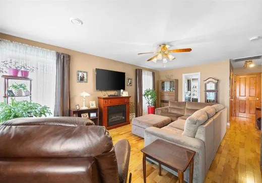 House for sale - 154 Rue Chabanel, Massueville, J3P 4T7